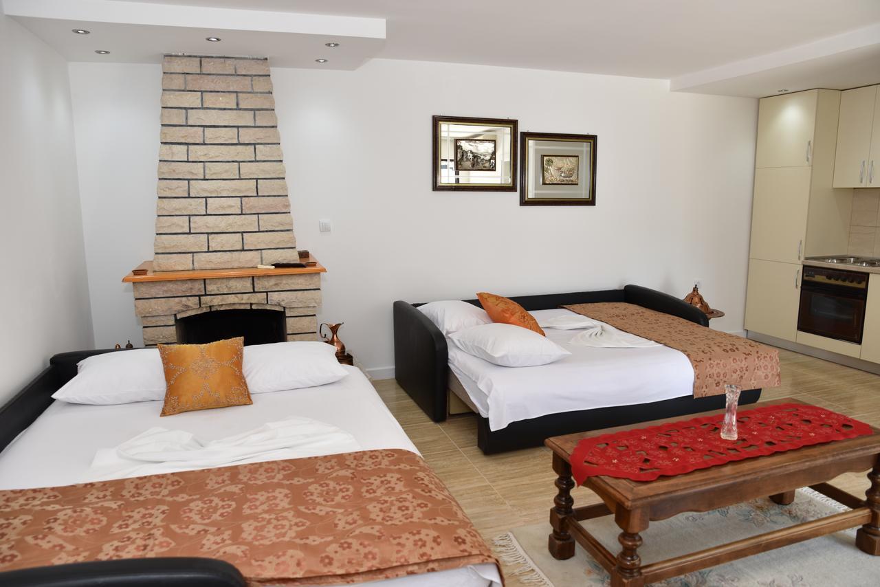 Guest House Evropa Ulcinj Ngoại thất bức ảnh